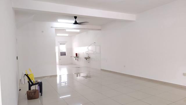 4Rooms Double Storey @ Suriaman 2 (Bandar Sri Sendayan) 1