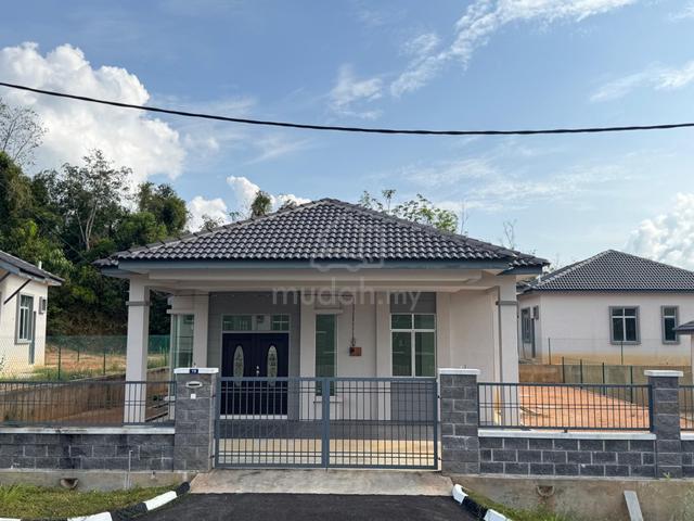 Banglo Setingkat - Taman Akasia Sik Kedah 1