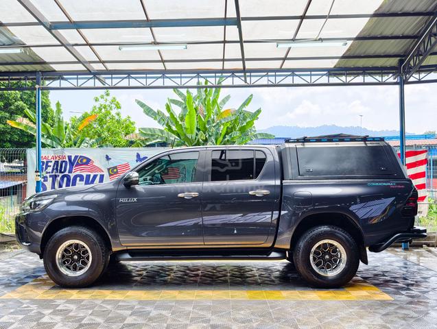 Toyota HILUX 2.8 H/T CANOPY BULLTEC FL/LOAD Yr2017 - 4
