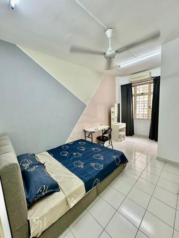 Fortune Avenue Fully Furnish Master room nr kepong MRT Station n Mall 1