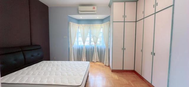Corner Double Storey House Taman Megah Mas Near Lrt Lembah Subang 1