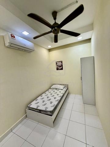 Medium Room 1