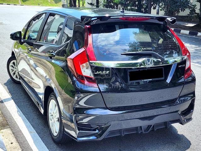 CLEAR STOCK 🔥 Honda JAZZ 1.5 E FULON 3 YRS WARANT - 2