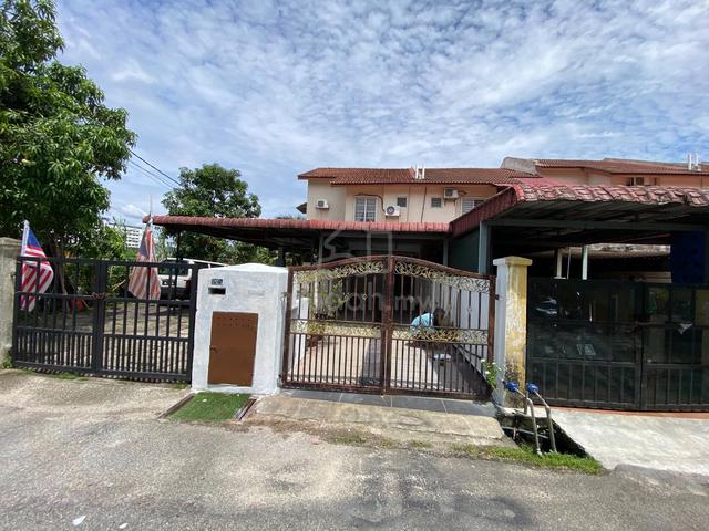 TownHouse Di Tama Bayu Permai, Rawang Untuk Dijual 1