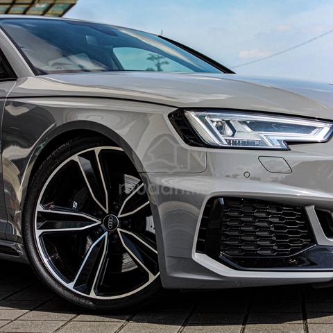 CLEARANCE SALE !! 2019 Audi RS4 2.9 - 5