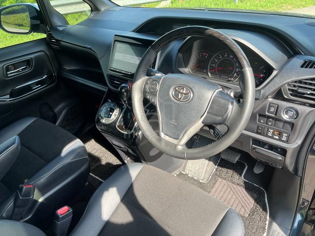 2021 Toyota noah 2.0SI , 2024, WARRANTY, 64K KM - 4