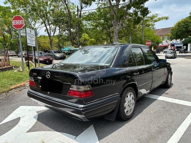 Mercedes Benz 230 2.3 (A) E230 E Class Sunroof 124 - 4