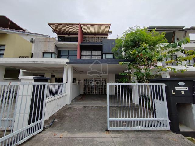 2.5 Storey Superlink Taman Cahaya Alam Shah Alam 1