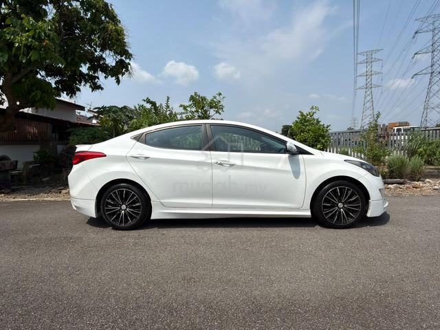 2012 Hyundai ELANTRA 1.8 (AUTO) - 2