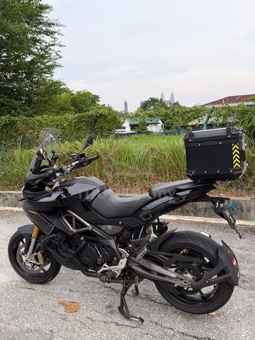 Aprilia Caponord 2014 - Low Mileage 25k KM - photo 4 of 9