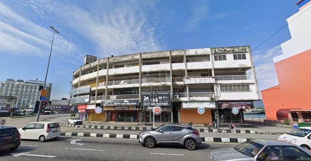Ipoh Town Kong Wah Building Facing Mainroad Freehold For Sale 1