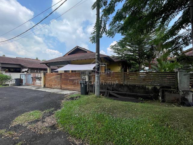 Facing Open Semi-D Single Storey Taman Desaria, Nilai, Negeri Sembilan 1