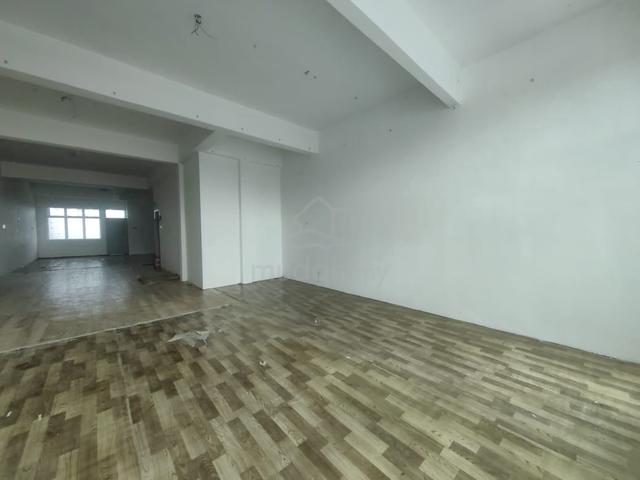 Facing Main Road First Floor Shoplot Dataran Shahab Jalan Datuk Kumbar 5
