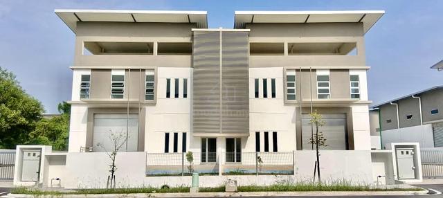 CHEAPEST NEW! 2.5 Storey Semi-D Factory Saujana Teknologi Park Rawang 1