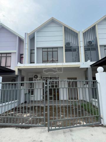Full Loan๐ฏThe Greenway @ Meridin East Jalan Lili Double Storey 1