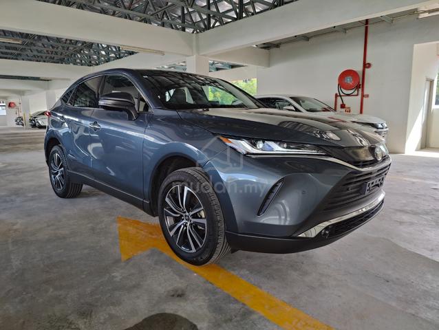 GREY COLOR 2025 Toyota HARRIER 2.0 G BSM DIM OFFER - 1