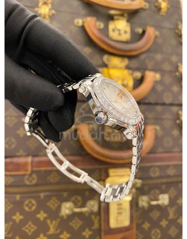 Carousel Image