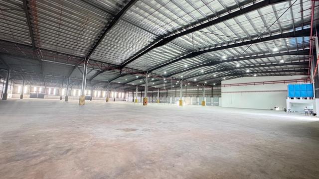 Senai 20 acres factory - for rent 1