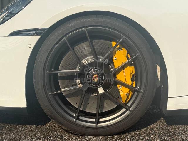 2025 Porsche 911 3.6 CARRERA GTS (A) - 5