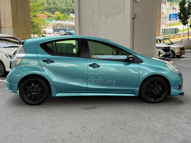2014 Toyota PRIUS C 1.5 TRD SPORTIVO - F.SERVICE - 4