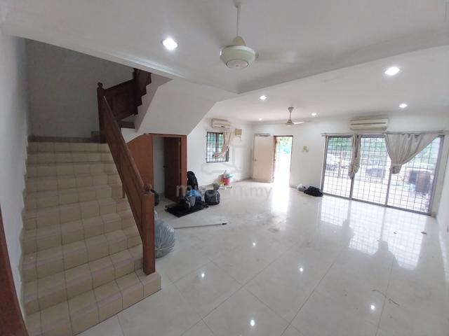 Double Storey Terrace,Taman Seri Putra,Sungai Buloh,Selangor 1