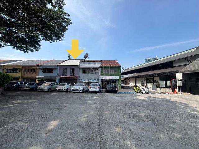 Jalan Lebuh Java Ground Floor Shoplot For Rental Facing Garden Kuching 1