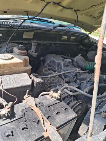 2003 Toyota HILUX 2.8 MY00 LN166R (M) - 4