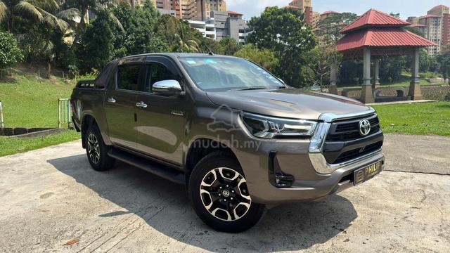 2020 TOYOTA HILUX 2.4 V Still Can Full Loan 9 Year - 3