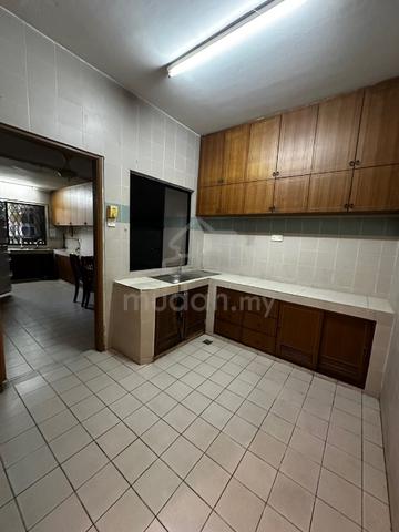 Kingfisher Terrace 2 Storey, 4 Bedroom, Renovated, Sulaman, Likas ...