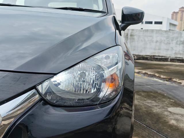 MAZDA 2 HATCKBACK 1.5 At GOOD CONDITION  - 3