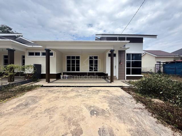 Rumah Mampu Milik ( Semi D ) @ Kg Ayer Tawar,Kuala Besut ( Besut ) 1
