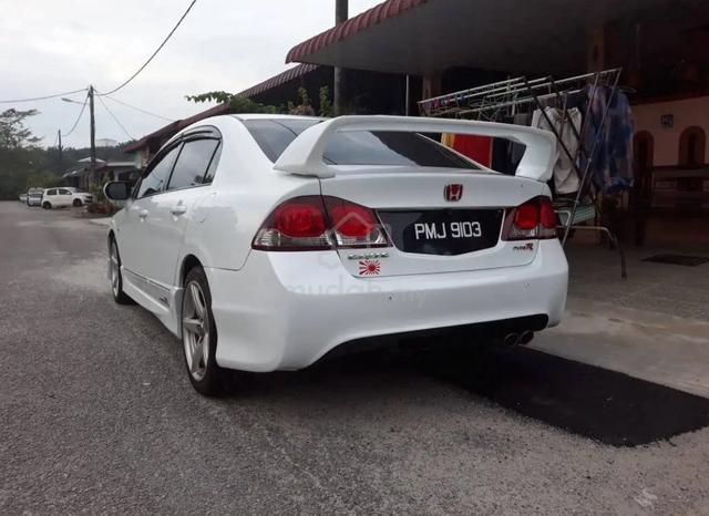 2009 Honda CIVIC 1.8 i-VTEC (A) - 4