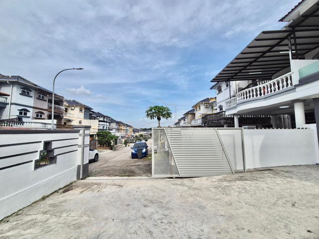 Taman Pulai Utama 2.5 Storey Terrace House Corner Lot 5bed Renovate JB 1