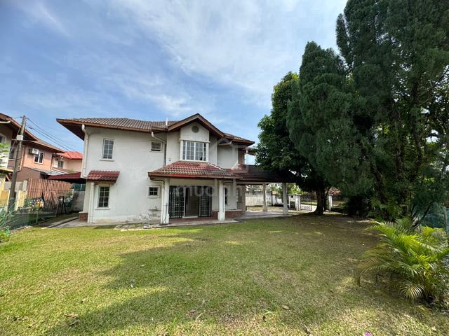 2sty Semi-D Home in Bandar Kinrara for Sale with Large 3850sqft 1