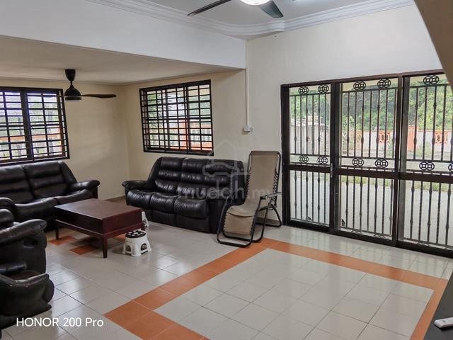 Tampoi Taman Johor 6000sqf Single Storey Bungalow 5 Bedrooms 4 Bath 1