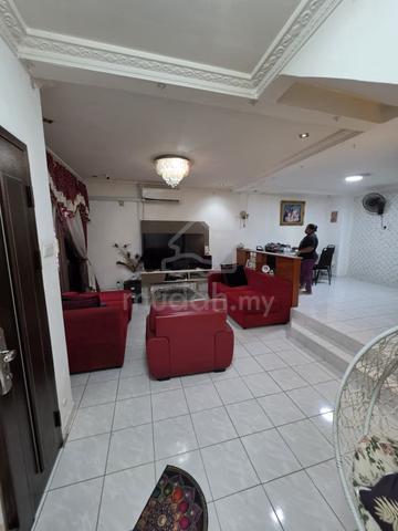 Taman Bukit Mewah Double Storey Terrace House 4bed Johor Bahru 1