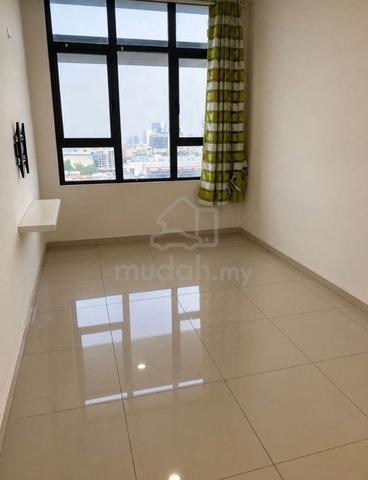 Centrestage Designer Suite 1
