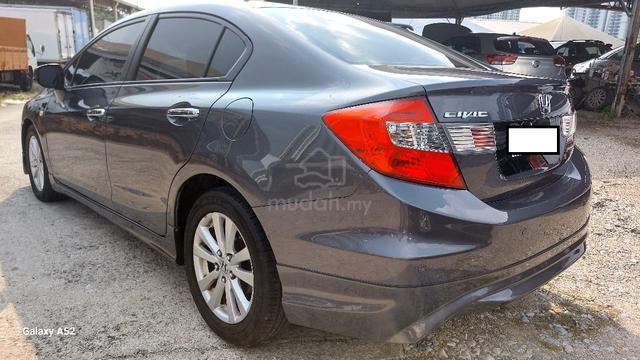 2016 Honda CIVIC 1.8 SE MODULO FACELIFT (A)KEYLESS - 2