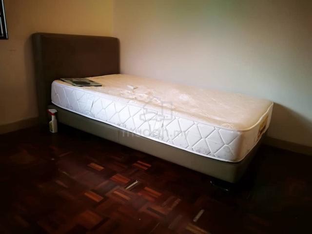 Single Room for rent 1