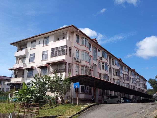 Country Heights 1