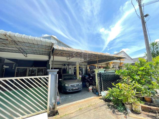 Free facing Rumah Kluang Jalan Bidara Taman Suria Murah 1