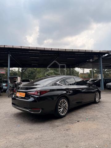 2022 Lexus ES250 2.5 LUXURY MY19 XZ10 (A) - 4