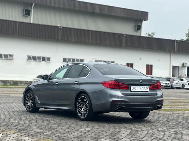 2018 Bmw 530i 2.0 M-SPORT (full service record) - 2