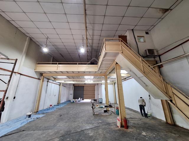 Move-in Ready 1.5 Sty Factory Mezz Office & Storage Deck @ Balakong 1