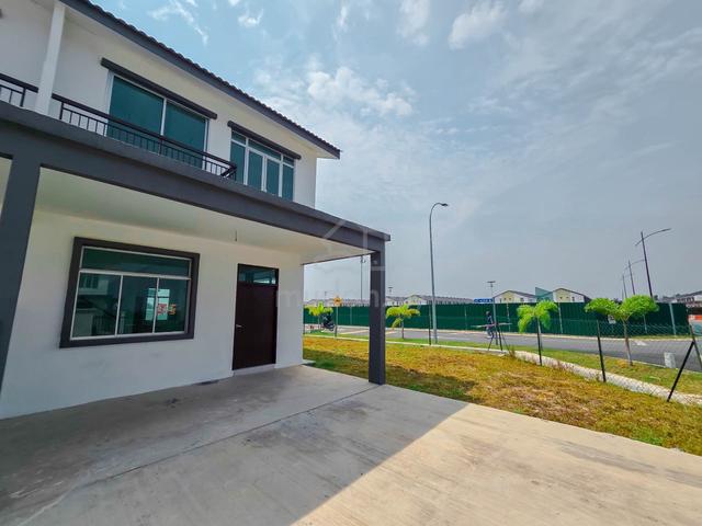 CORNER LOT 2 Storey Taman Scientex Jenjarom 1