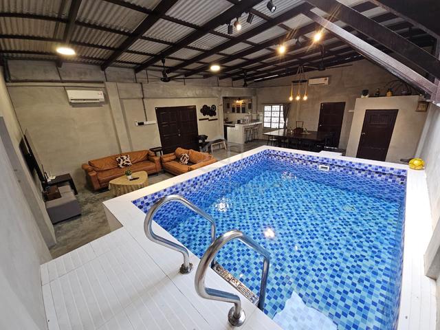 Private Pool Town Area Corner Lot Single Storey Terrace Bukit Cina 1