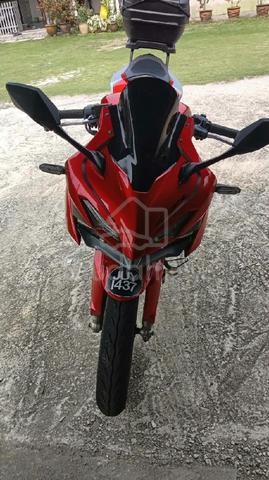 Honda CBR 150R untuk dijual - photo 4 of 5