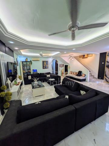 [RENOVATED 2-STOREY HOUSE] SP10 Taman Saujana Puchong 1