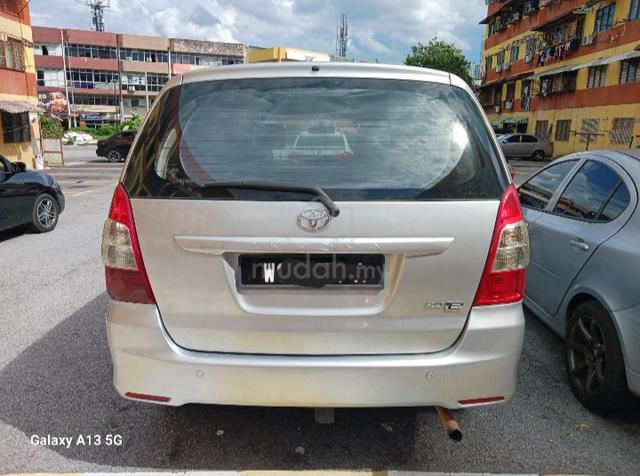 2015 Toyota INNOVA 2.0 AUTO MPV - 2