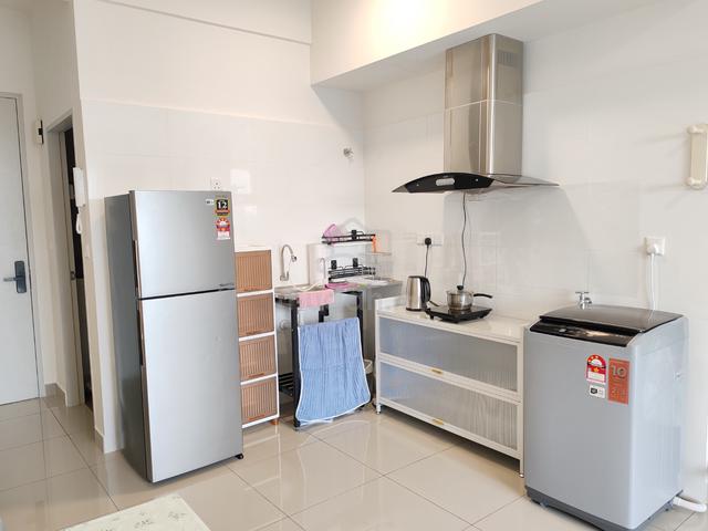 Kelana jaya single room near paradigm mall, Glenmarie Lrt, Lincoln Col 1